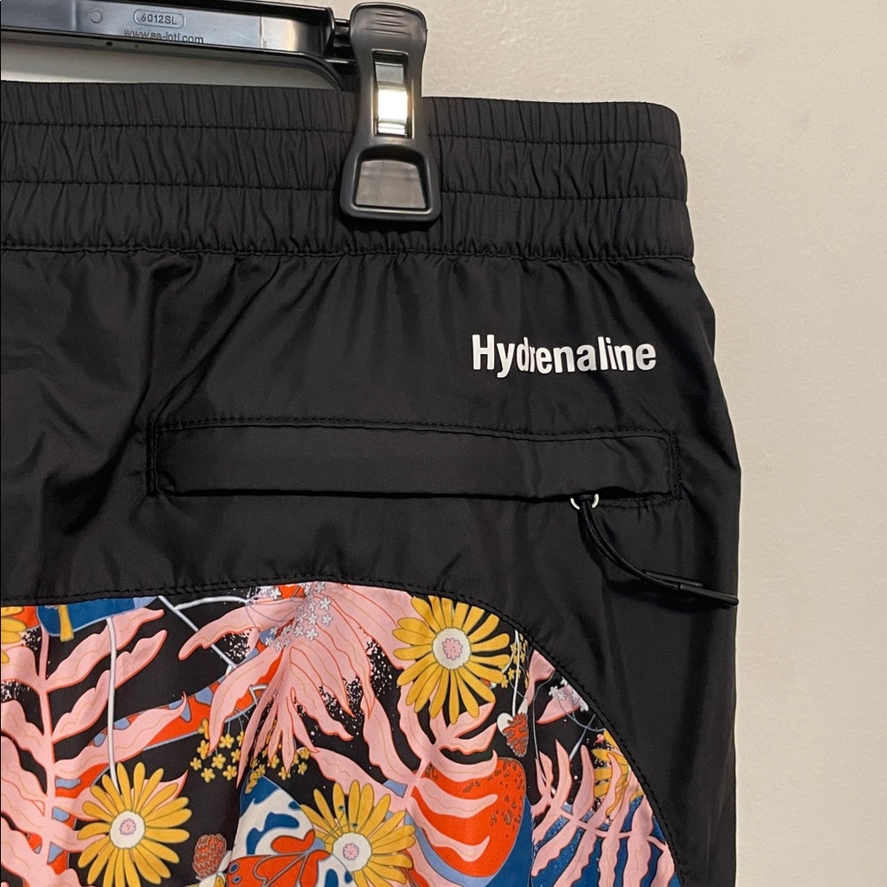 The North Face Women’s Hydrenaline Windwall Black Tropical Gorpcore Pants Large - Picture 5 of 7